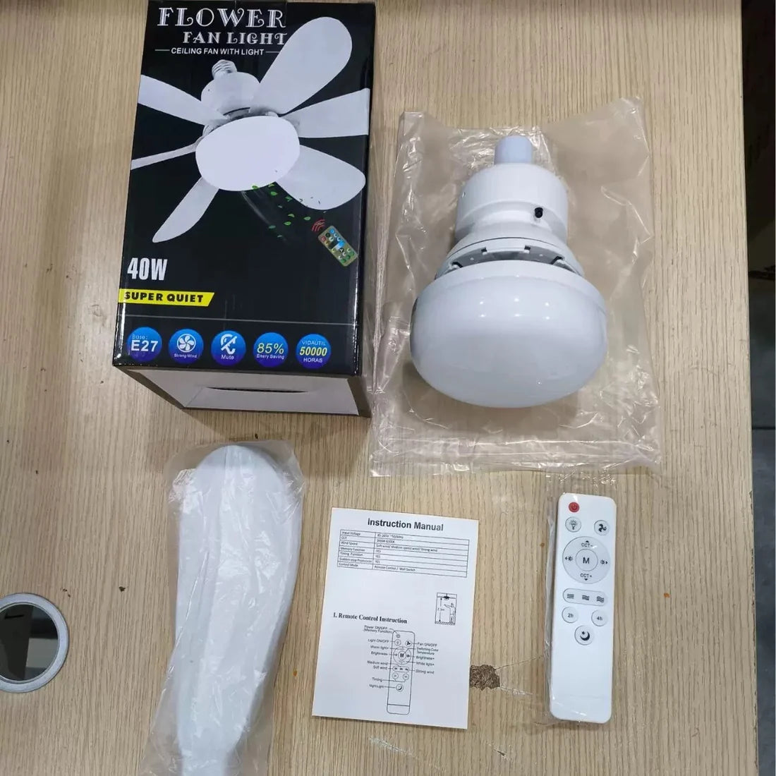 Ventilateur de plafond avec LED