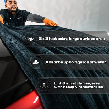LePrime™ Blackline Twisted-Loop Towel